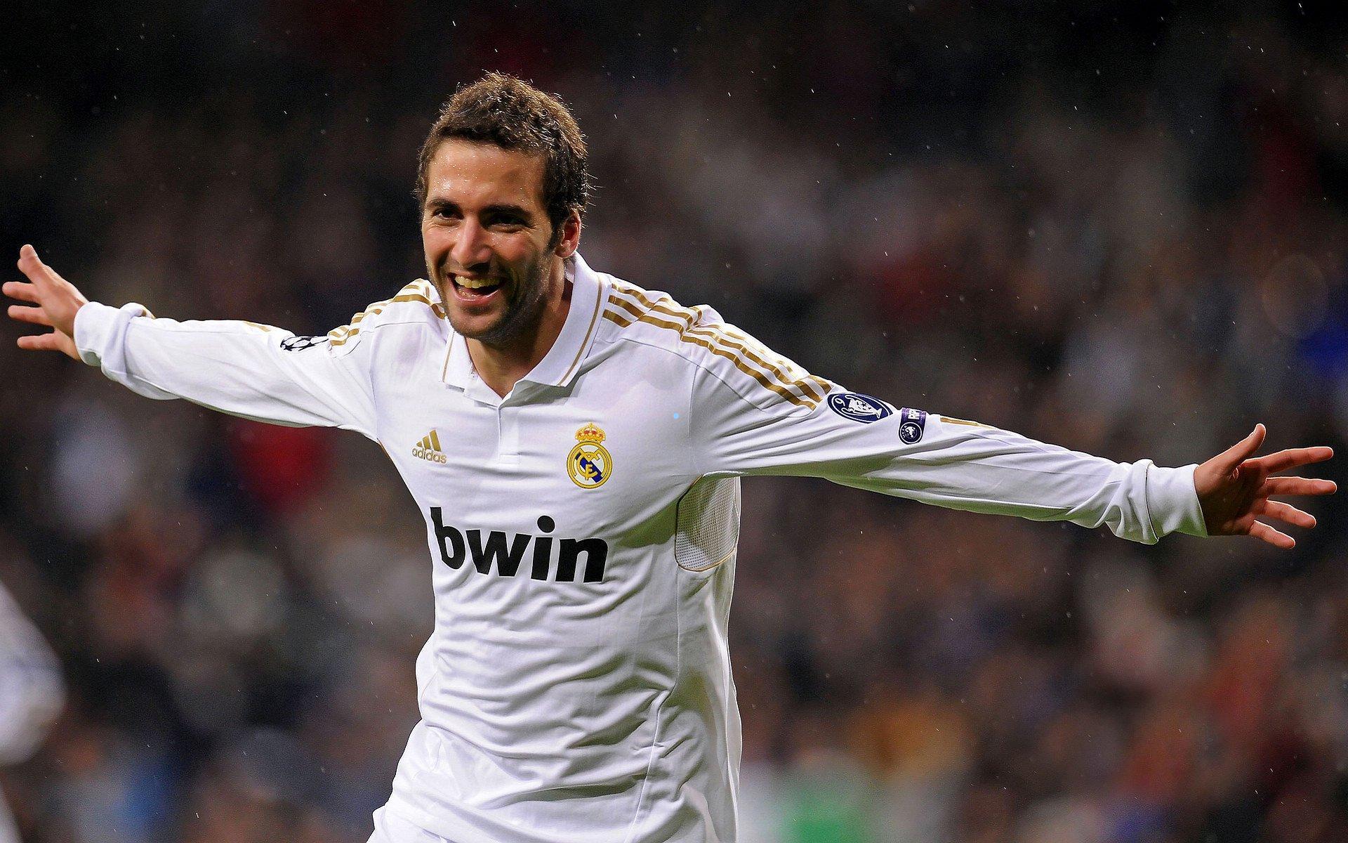 佩杜拉独家，佛罗伦萨敲定哈里森，罗马搁置巴尔丹奇交易